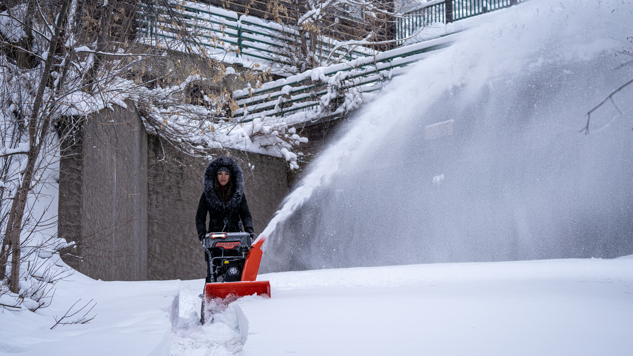 Ariens Compact 24 with Auto-Turn Snowblower (920029) - Minnesota Equipment