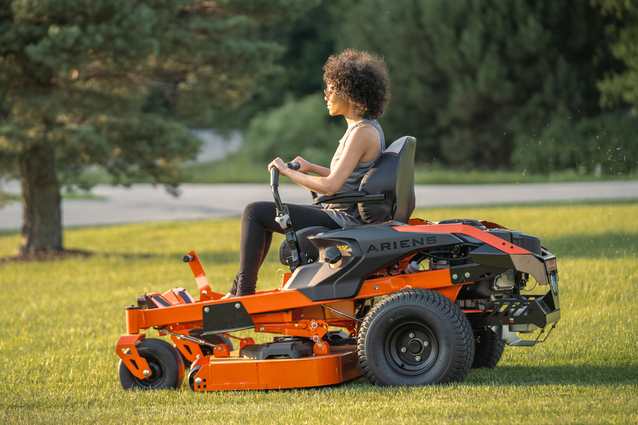 How to Drive a Zero-Turn Lawn Mower