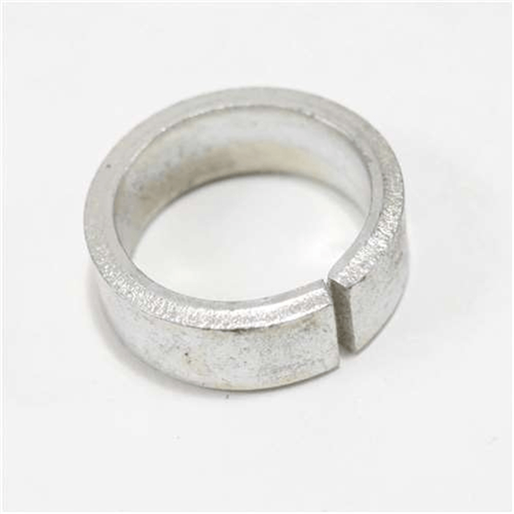 Spacer.axle